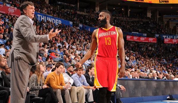 NBA: McHale: Harden is no leader.