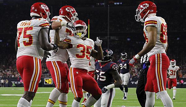 NFL: Smith as strong as an ox - Chiefs remain perfect