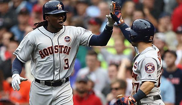 MLB: Astros kick Red Sox out