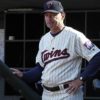 MLB: Minnesota Twins hold managers until 2020