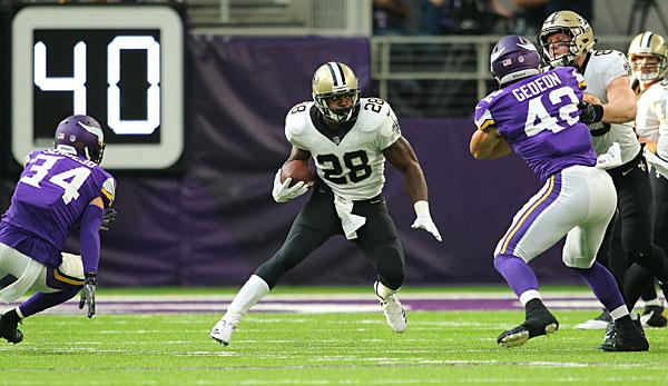 NFL: Media: Cardinals get Adrian Peterson