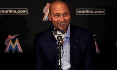 MLB: Derek Jeter gets official from the Yankees