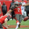 NFL: New Bucs kicker consults medium