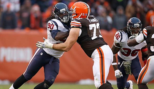 NFL: Browns: Season's Out for Joe Thomas