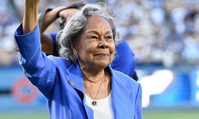 MLB: World Series: Family of Jackie Robinson throws first pitch