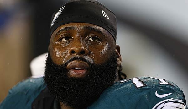 NFL: Eagles: Season's Out for Peters and Hicks