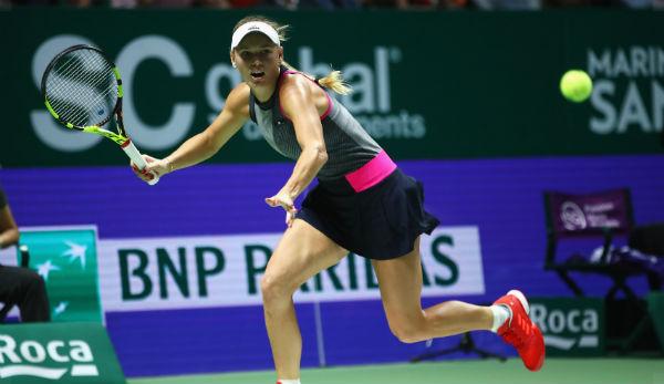 WTA finals: Strong Wozniacki:"Must be pretty frustrating for the others."