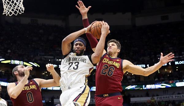 NBA: Twin Towers Destroy Cavs - Russian Historic