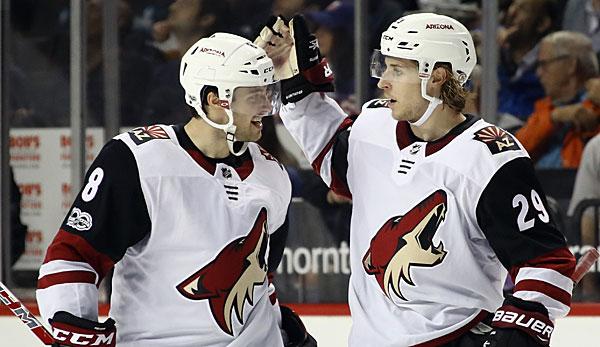 NHL: First home win for Rieders Coyotes - Penguins in crisis