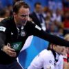 Handball: Dagur Sigurdsson etches:"It doesn't get any more embarrassing than that".
