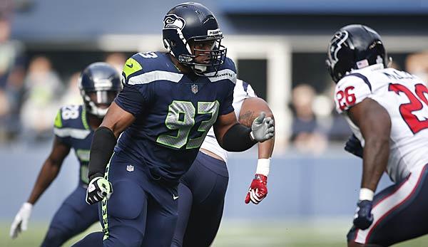 NFL: Seahawks break up with Freeney