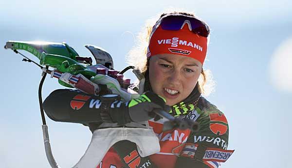 Biathlon: Dahlmeier misses top spot at comeback