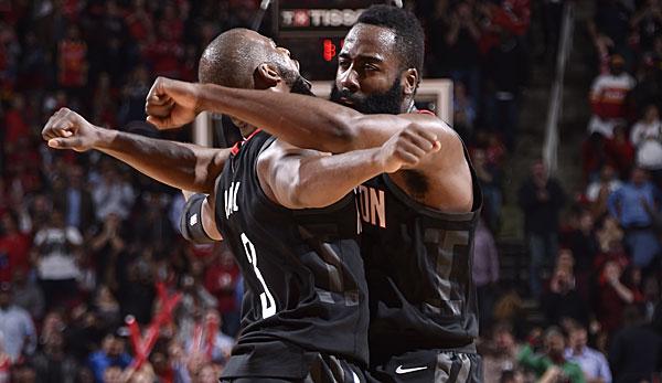 NBA: Rockets Win Wild Shootout Thanks to Harden - Warriors March