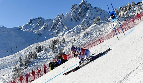 Alpine Skiing: Giant slalom: Rebensburg only 14.