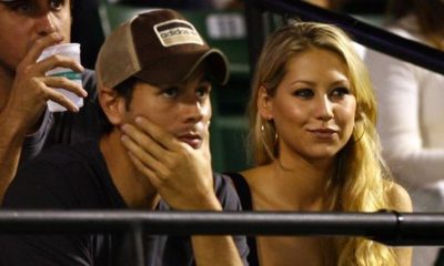 Tennis: Kournikova and Iglesia's parents of twins