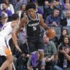 NBA: Kings: Rookie De' Aaron Fox is injured.