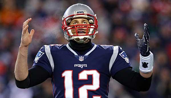 NFL: Quarterback Brady sewn on throwhand