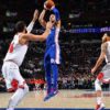 NBA: Simmons with monstrous triple double, Schröder without a chance