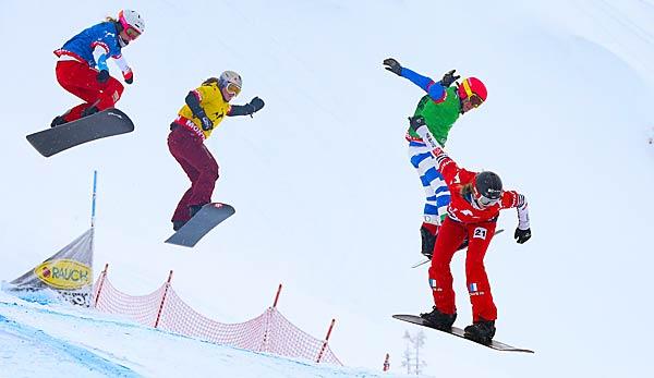 Winter sports: Snowboardcrossers miss podium finishes in Bansko