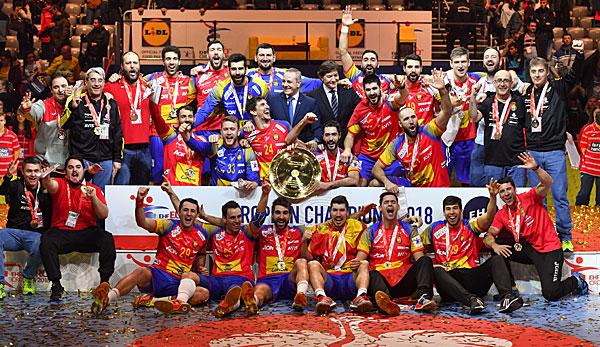 Handball European Championship: Spain wins European Championship title: A wall called Sterbik - and lots of beer