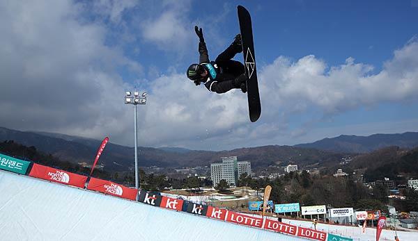 Snowboard: Olympic Champion Iouri Podladtchikov badly crashed