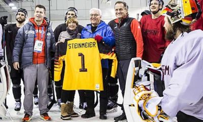 Olympia 2018: Federal President Steinmeier visits ice hockey training course