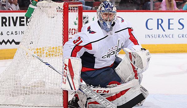 NHL: Grubauer wins with Capitals, Islanders lose without Greens