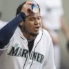 MLB: Felix Hernandez after Line Drive injured from the square