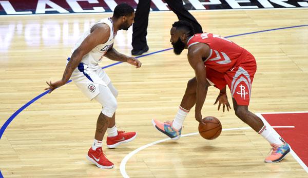 NBA: Harden sends Johnson on board with Crossover of the year