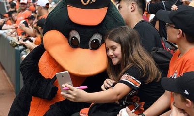 MLB: Baltimore Orioles allow children with free admission to the stadium