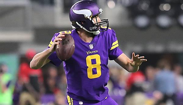 NFL: Cardinals engage Sam Bradford