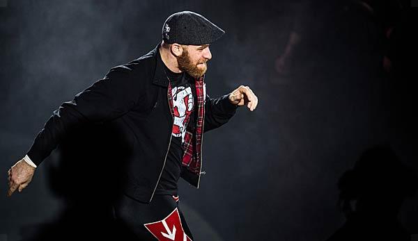 WWE: Smackdown: Sami Zayn and Kevin Owens with brutal attack against Shane McMahon