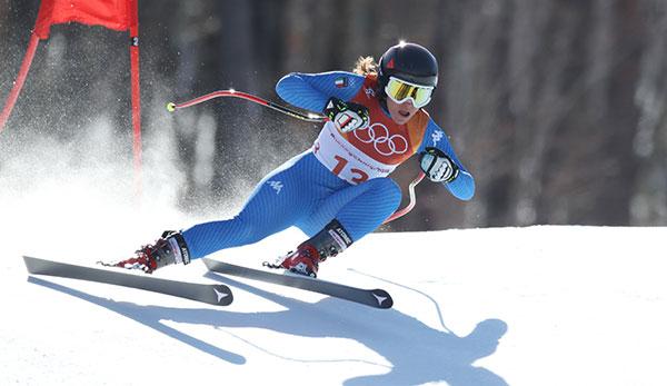 Ski Alpin: Sofia Goggia wins Super G in Aare, Tina Weirather takes the ball