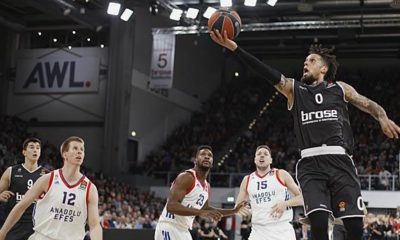 Basketball: EuroLeague: Brose Bamberg celebrates clear victory against Anadolu Istanbul