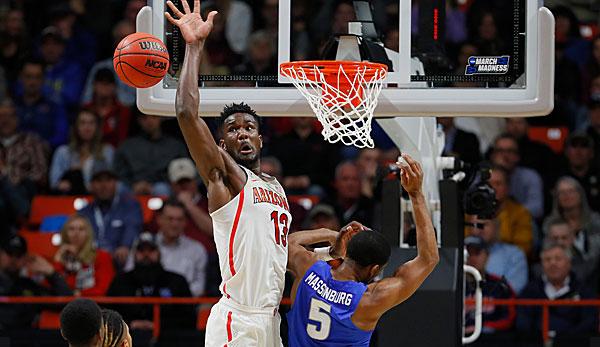 March Madness: First Round: Top Pick Ayton already eliminated - Wagner starts poorly