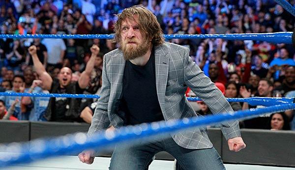 WWE: Smackdown: Bryan injured on return of Zayn and Owens