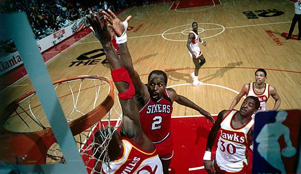 NBA: Moses Malone: The God under the Boards