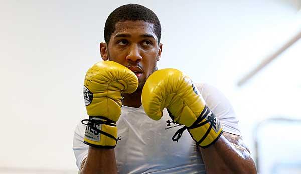 Boxing: Media: UFC boss offers Anthony Joshua $500 million