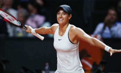 Porsche Tennis Grand Prix: Caroline Garcia and the Porsche: Just watching, don't win