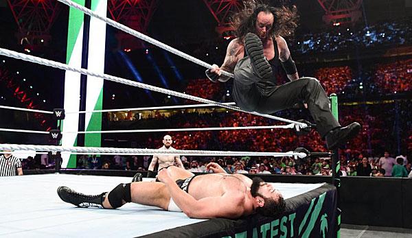 WWE: Greatest Royal Rumble: Undertaker buries Rusev Day in Saudi Arabia