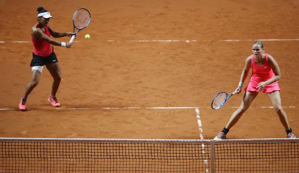 Porsche Tennis Grand Prix: Anna-Lena Grönefeld reaches double final