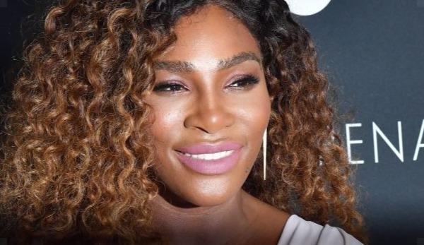 WTA: Serena Williams: Lots of glamour, not much tennis