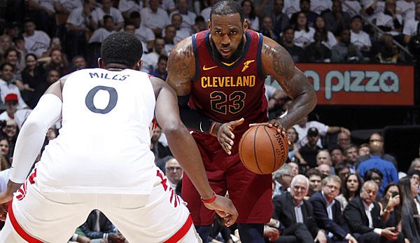 NBA: Toronto off the roll - LeBron James demonstrates the Raptors