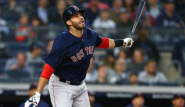 MLB: Boston Red Sox avert sweep against New York Yankees