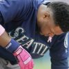 MLB: Mariners: Robinson Cano breaks metacarpal at hit-by-pitch