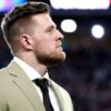 NFL: J.J. Watt pays for funerals of Santa Fe amok victims