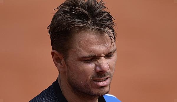 French Open: Stan Wawrinka threatens to crash after defeat