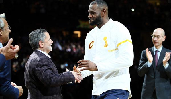 NBA: Will LeBron stay with the Cavs? Gilbert looks at the finals first