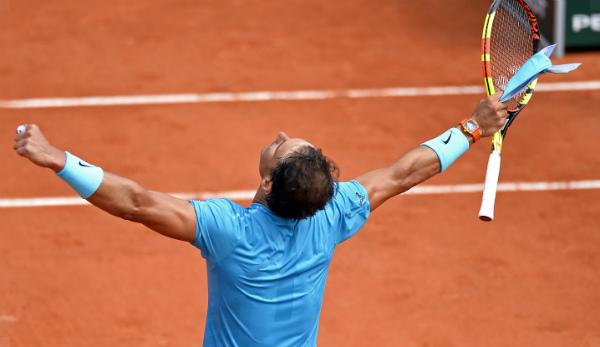 French Open: Top favourite Rafael Nadal effortlessly in round three