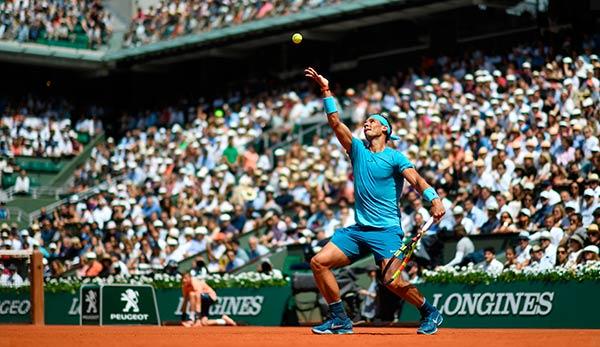 French Open: Nadal serves Gasquet - Round of 16 against Maximilian Marterer